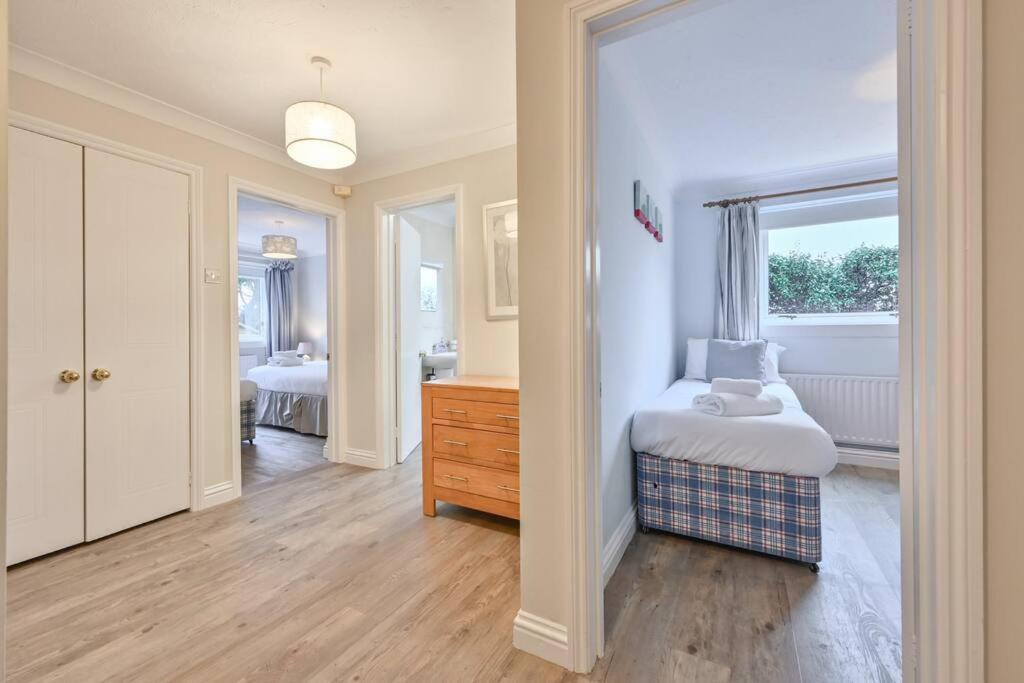 Spacious Sandbanks Apartment Near Beach And Bars With Free Parking Poole Zewnętrze zdjęcie